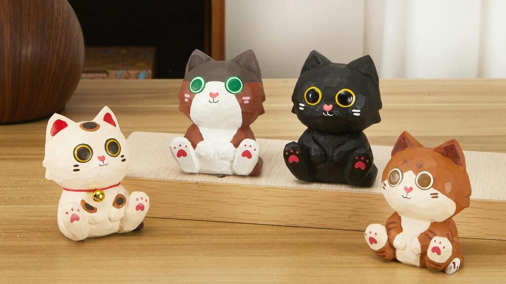 Momo - Handcrafted Wooden Cat Family