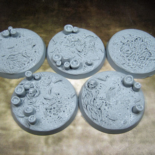 Secret Weapon Miniatures - 40mm Creeping Infection