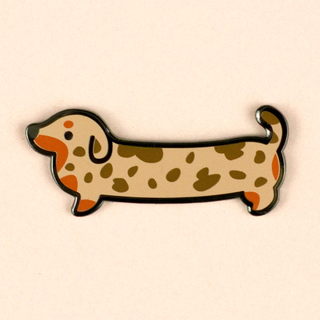 Weenie Dog Pin - Short Coat Dapple Tan