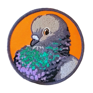 Embroidered patch Pigeon
