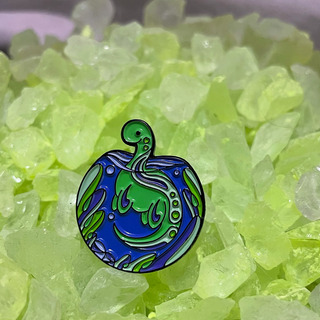 Little nessie pin