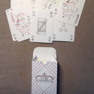 [FR] Exemplaire imprimé des cartes à jouer de Cités abîmées