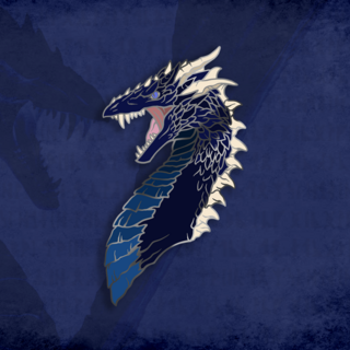 Oversized Saphira Pin