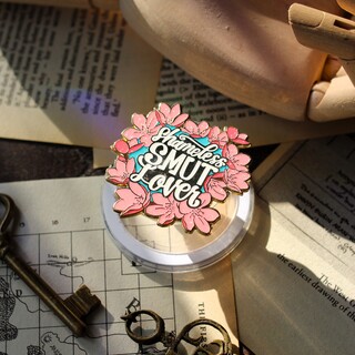 Shameless smut lover Magnetic phone and ereader grip