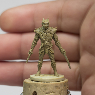 ♟️ Figurine du Tieffelin, Résine