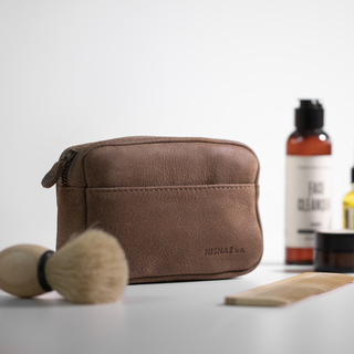 Chase, an exquisite italian leather travel pouch