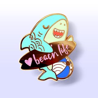 Enamel Pin Beach Life Shark