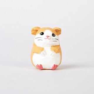 Suso Carved Wooden Round-Eared Rat Sitting Sweetly