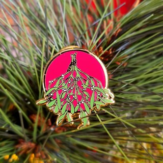 Festive Mistletoe Pin