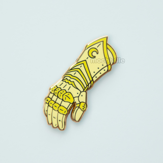 Nightguard's Gauntlet (Gold) Pin