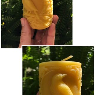 Beeswax Crow Candle