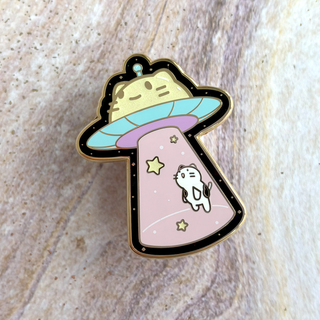 UFO Encountering Hard Enamel Pin