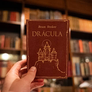 Novel Travelbook Dracula by Bram Stoker 1897