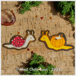 1x STICKER : Autumn Snail