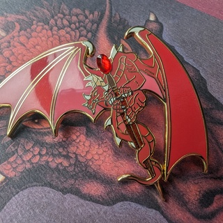 Thorn eragon enamel pin