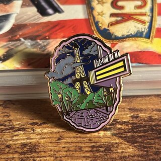 Bioshock Infinite 1.5" Pin (Glows in the Dark!)