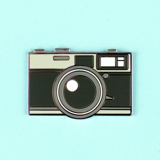 Vintage Cameras - Olympus 35-SP Pin