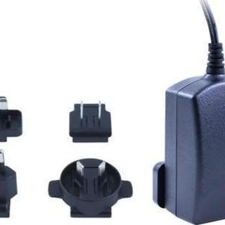 Power Supply with Worldwide Plugs