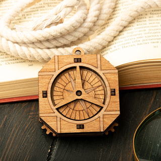 Fidget - Compass of pirates