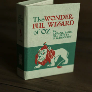 Novel Bookwallet The Wonderful Wizard of Oz by L. Frank Baum 1900