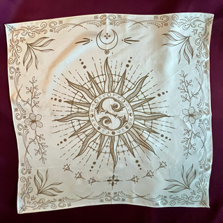 Kalinaw Tarot Cloth - Silk (Cream)