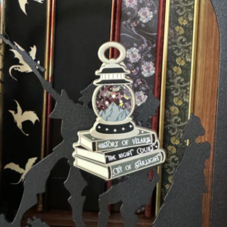 Starlight Lantern Pin