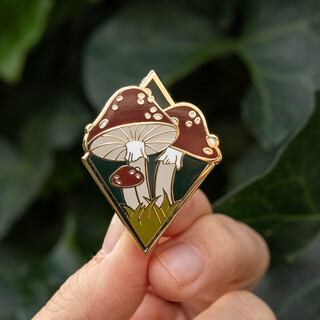 Amanita Muscaria Pin