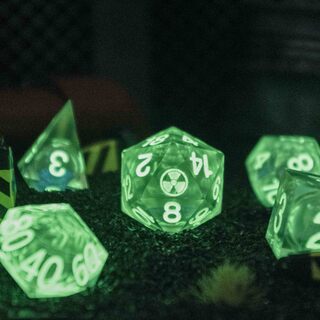 Nuclear Dice: Uranium Luminary Dice (Green)