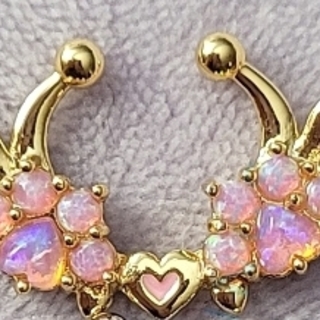 Clip-On Gold Paws Septum Ring