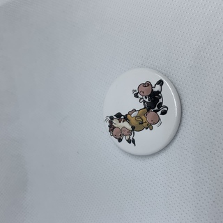 Cow Tip Buttons 2 in