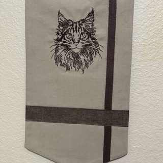 Brown Tabby Maine Coon pin banner