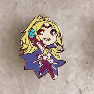 Nowi Enamel Pin