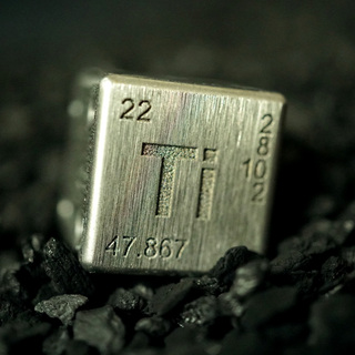 Titanium (99.9% pure)