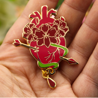 Amaryllis Pin