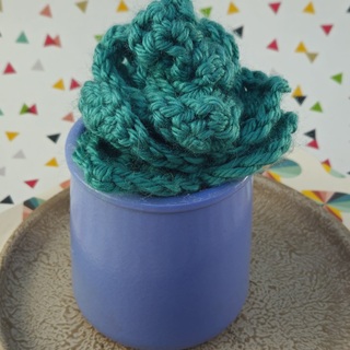 Crochet Potted Plant v1