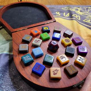 Oracle Dice Wood Box