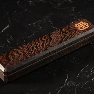 Wenge Dice Box