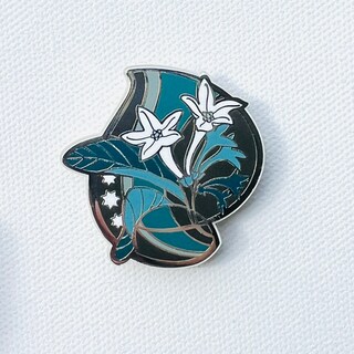 Nocturnal Nouveau Pin | Aurora Borealis Night Blooming Jasmine