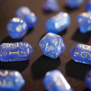 Acrylic 18 dice with poly bag