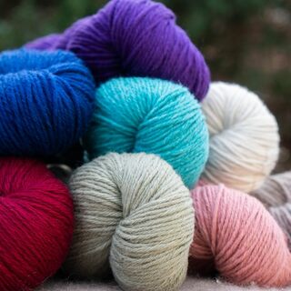 Cashmere Yarn 800g (8x 100g Skeins)