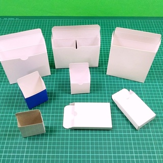 accessories: Set of small boxes