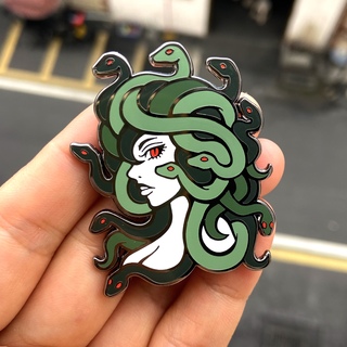*Medusa pin