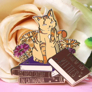 Old Enamel Pin: Orange Cat