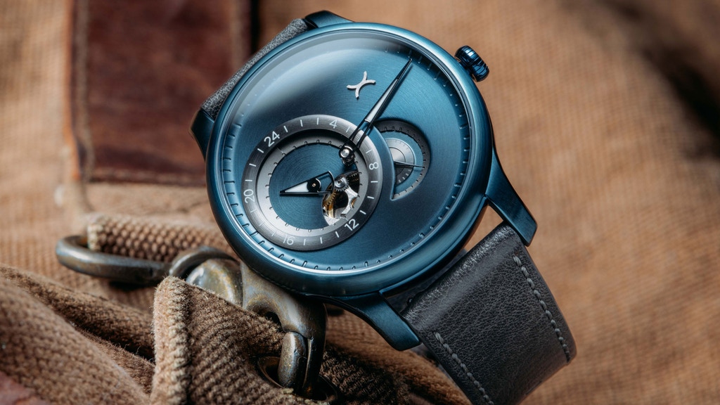 A Bold Redesign of a Historic Time Display | Xeric Regulator