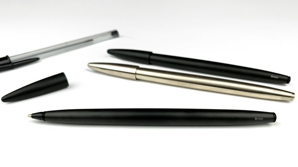 ARIA: Minimalist metal pen for the BIC ballpoint refill.