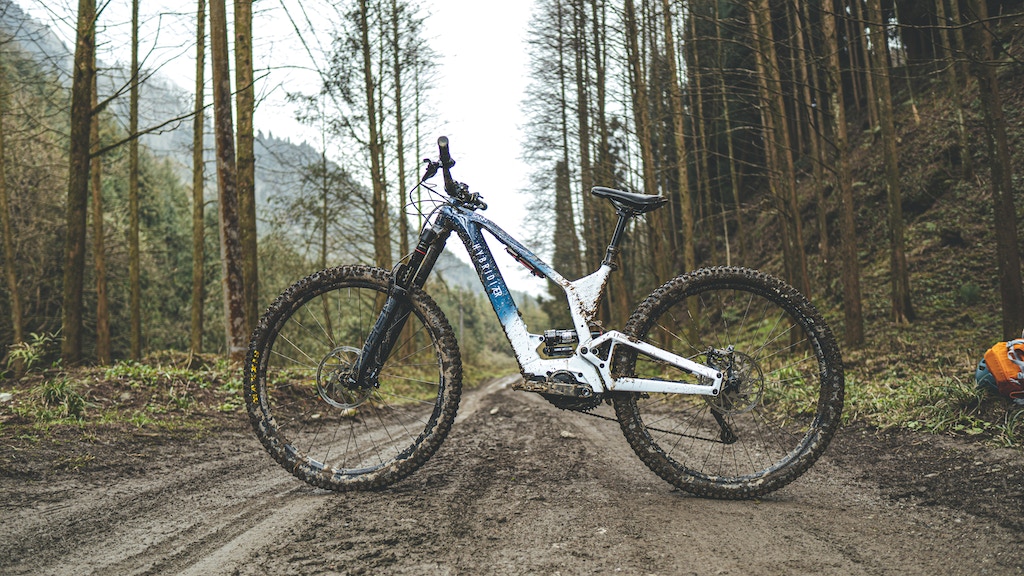 Hybridizer SANN — High Pivot Suspension All Mountain eMTB