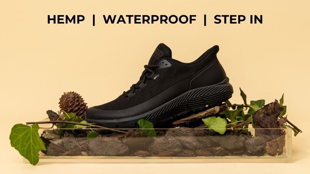 Waterproof HEMP sneakers for travelling