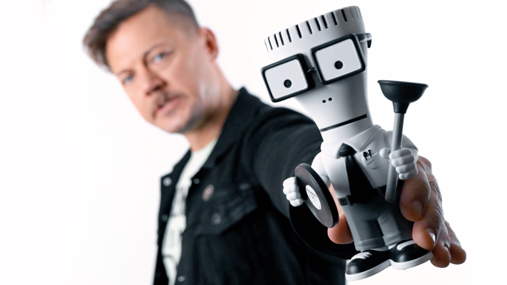 Milo from DESCENDENTS vinyl figure