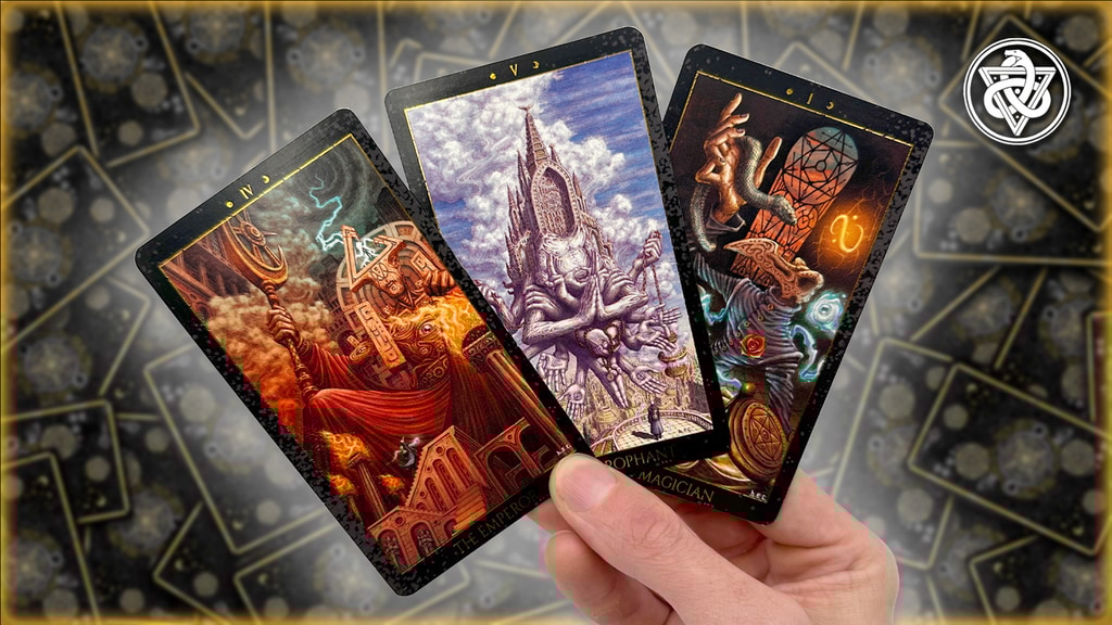 Aeternum: The Golden Tarot of the Errant